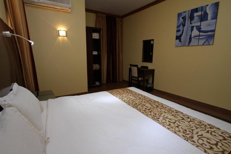 Raoum Inn Arar Exterior foto