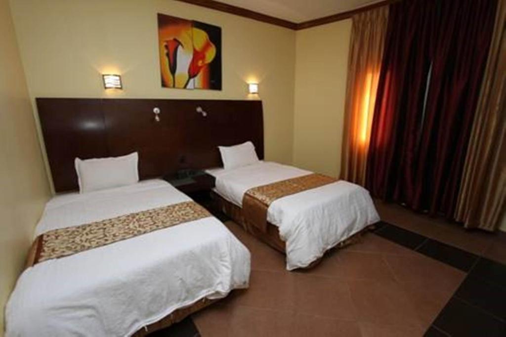Raoum Inn Arar Exterior foto